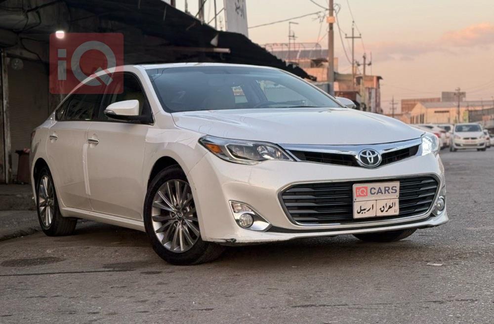 تويوتا أفالون